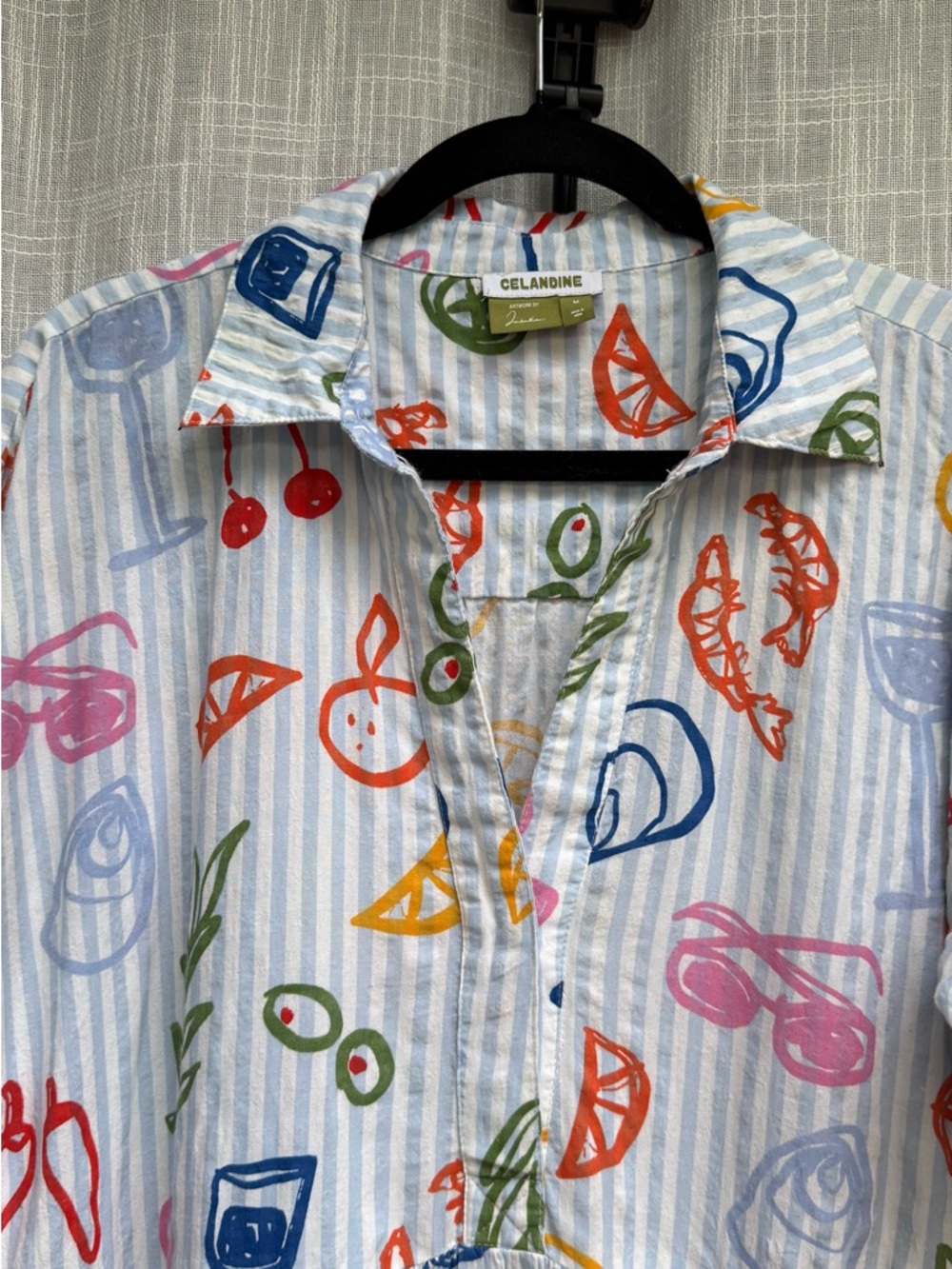 Celandine Painted Citrus Print Button-Up Top - Picture 2 of 10